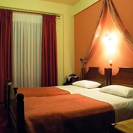 Mpakou Hotel Eláti