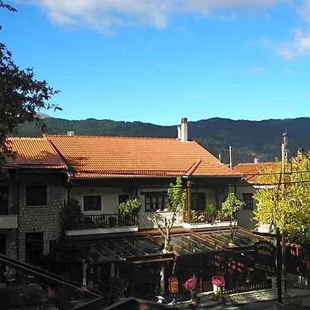Mpakou Hotel Eláti